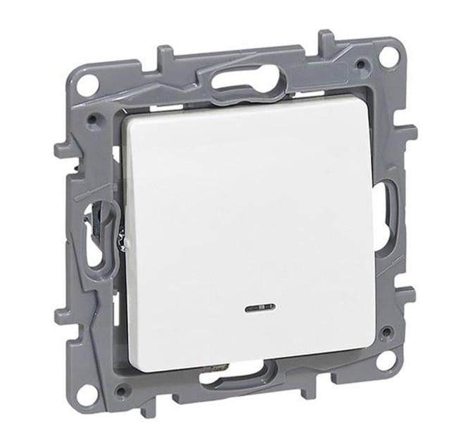 Bouton-poussoir illumine Niloé – NO-NF – simple – 6A – 250V~ – bornes auto – blanc – produit