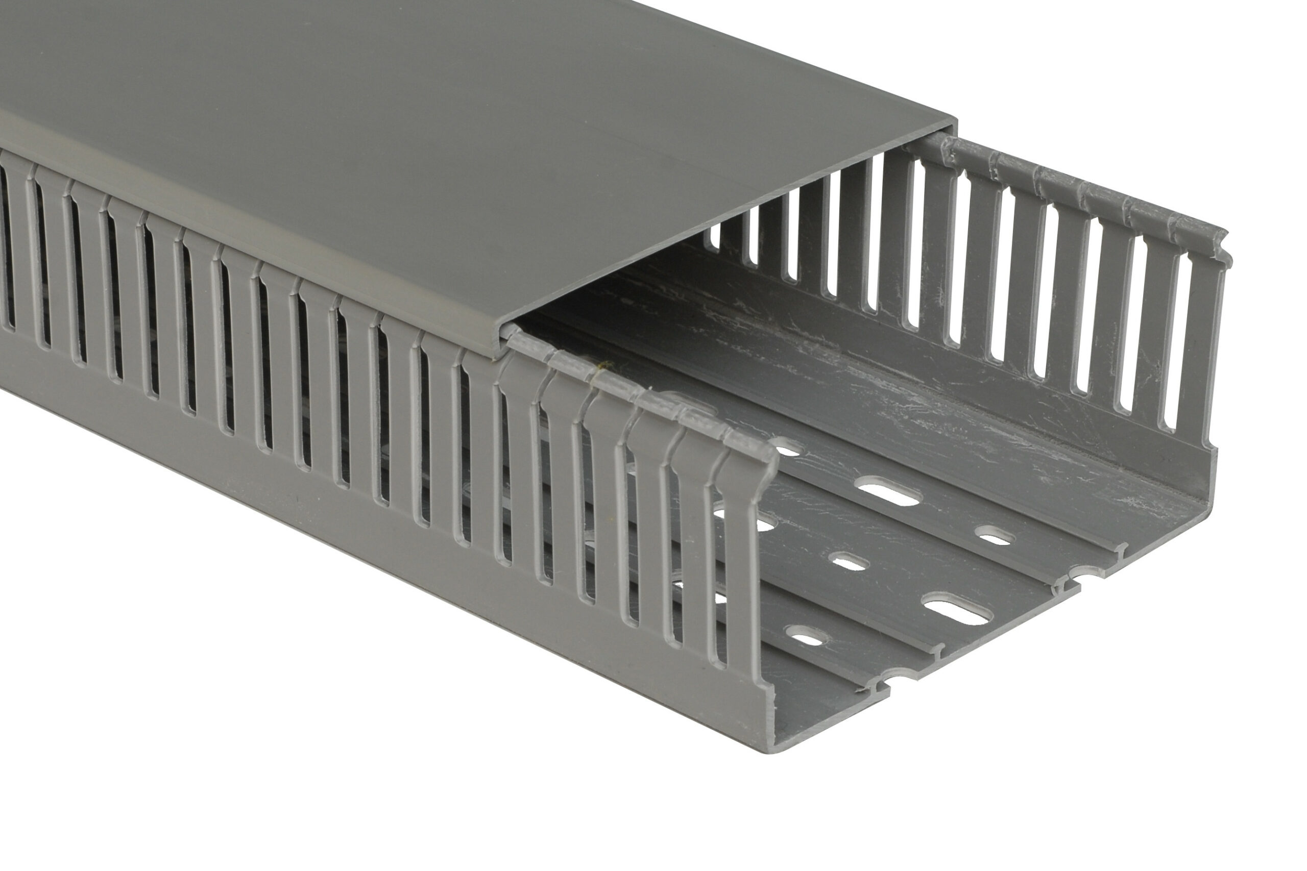 Goulotte pvc type E à Fentes 6-4 – 60x40mm – E44
